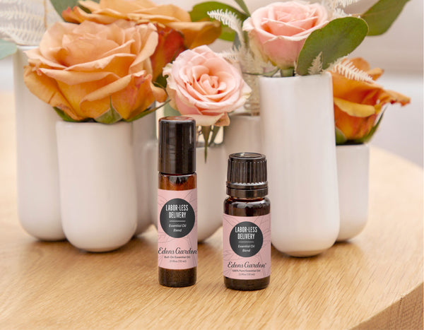 Apoye el embarazo con mezclas de aceites esenciales para recién nacidos