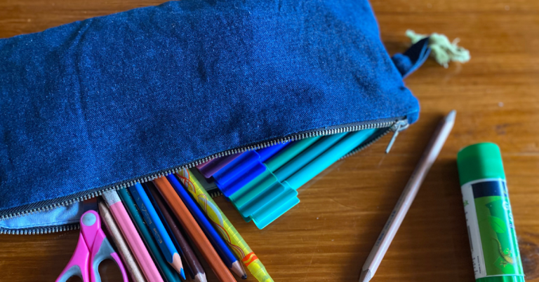 Cómo hacer que tu lista de material de papelería escolar sea más sostenible, reduzca el desperdicio y ahorre dinero